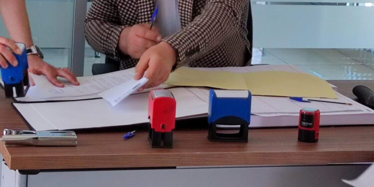 العدالة والتنمية ينتقد العراقيل التي تواجه المواطن في الإدارات العمومية