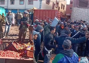 أهرمومو.. احتجاجات حاشدة في الأسواق بسبب غلاء الأسعار