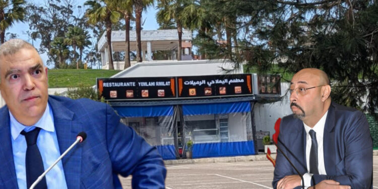 جماعة طنجة تُحول أماكن مراحيض عمومية إلى مطعم ومقشدة !!
