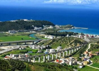 مطالب باعتماد نموذج سوس ماسة لتدبير الشواطئ في إقليم الفحص أنجرة