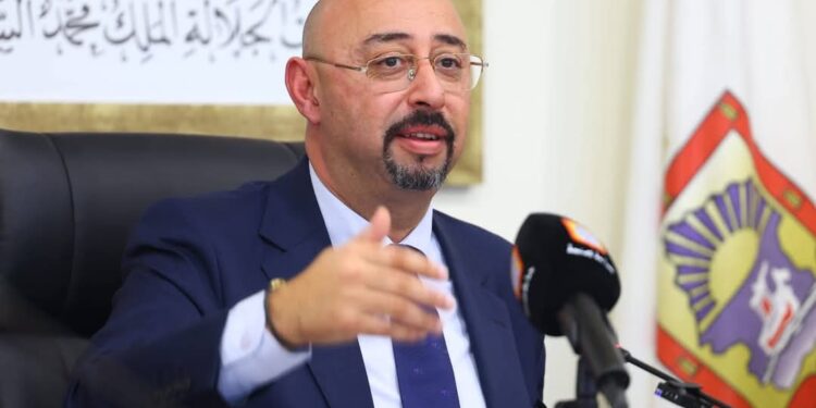 عمدة طنجة يعقد لقاءات مع الجمعيات غير المعروفة ودون إخبار مُسبق