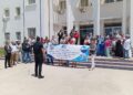 وقفة احتجاجية أمام جماعة كزناية بسبب تأخر شركة عقارية في تسليم الشقق