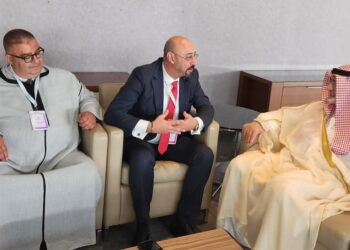 عمدة طنجة.. دائما في مهمة خارج التغطية