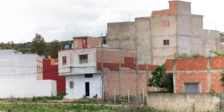 المنصوري تتجه نحو التمديد الثالث لتسوية وضعية البنايات غير القانونية