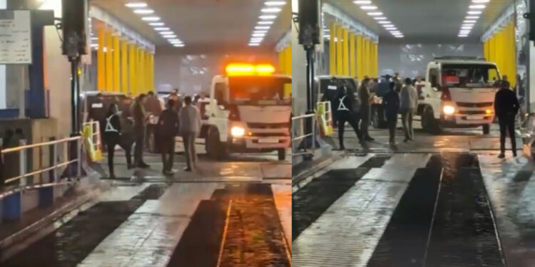 عطب سيارة يتسبب في احتجاز عشرات المسافرين داخل باخرة بميناء طنجة المدينة