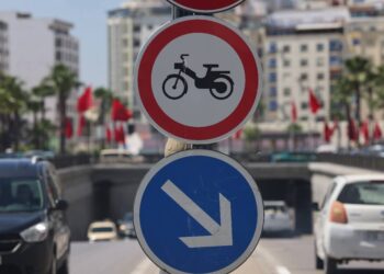 جماعة طنجة تمنع الدراجات النارية من المرور تحت الأنفاق