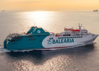 شركة "بالياريا" تعلن عن تعزيز رحلاتها البحرية صيف 2025 نحو المغرب