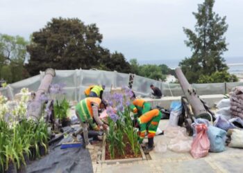 شركة تحتكر صفقات بمليارات السنتيمات.. وصاحبها يدّعي قربه من الوالي اليعقوبي