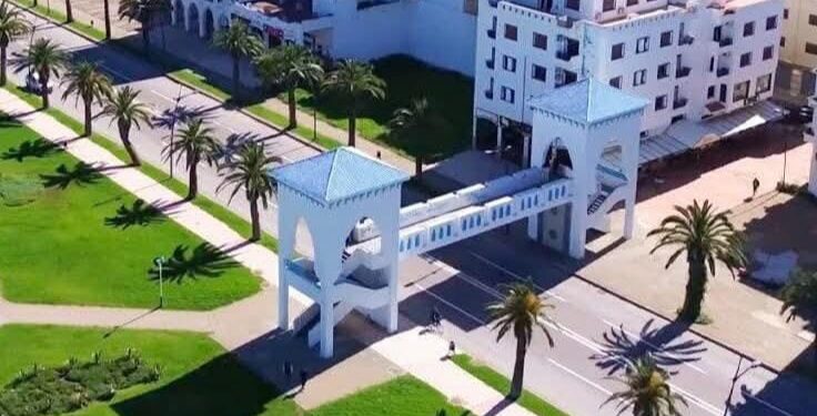 غياب قناطر الراجلين بطنجة يثير تساؤلات في ظل توسعة الطرقات