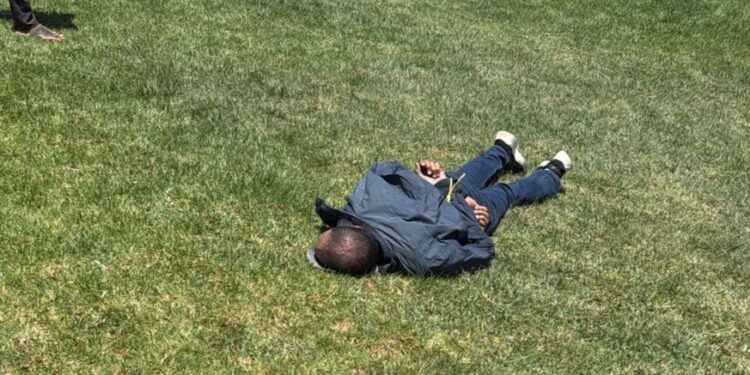 محاولة سرقة سيارة إسعاف تنتهي باعتقال فوري أمام المستشفى الجامعي بطنجة