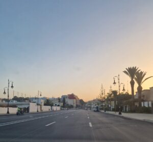 طنجة.. شارع مولاي رشيد يتحول من فوضى مرورية إلى نموذج حضري بمعايير عالمية 