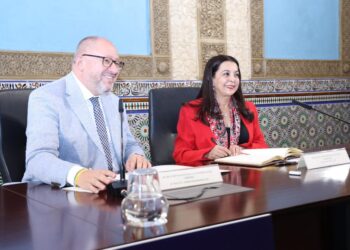 كرسي “فاطمة الفهرية” يرى النور بجامعة قرطبة تحت إشراف السفيرة كريمة بنيعيش