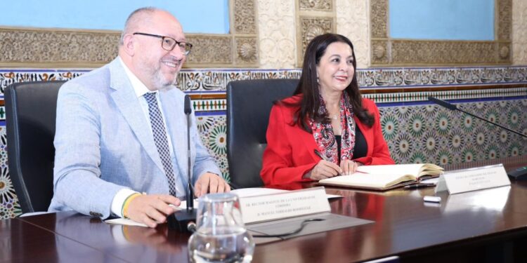 كرسي “فاطمة الفهرية” يرى النور بجامعة قرطبة تحت إشراف السفيرة كريمة بنيعيش