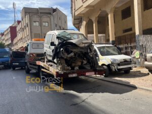 سيارة مهملة