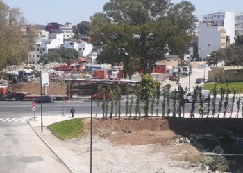 سكان "سات فيلاج" و"عايدة فيلاج" بطنجة يطالبون بممرات راجلين آمنة ومناسبة لولوج الأحياء