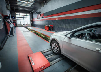 تعثر إطلاق سبع مراكز للفحص التقني بطنجة يثير استياء المهنيين ويجمّد استثمارات بالملايين