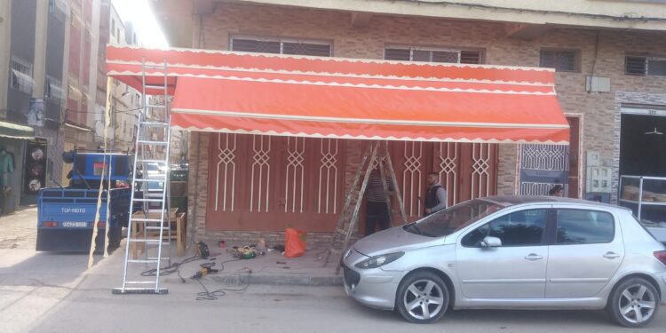 قرار اللون الموحد للواجهات الإشهارية للمحلات يصل مقاطعة بني مكادة  