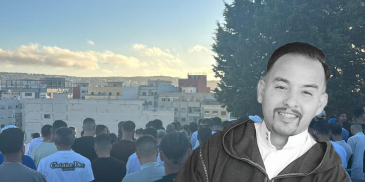 جنازة مهيبة لضابط شرطة لقي مصرعه غرقًا بشاطئ في طنجة