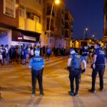 الشرطة الإسبانية تدفع بتعزيزات أمنية نحو إقليم مورسيا بعد ليلتين من العنف بين المهاجرين المغاربة والسكان المحليين