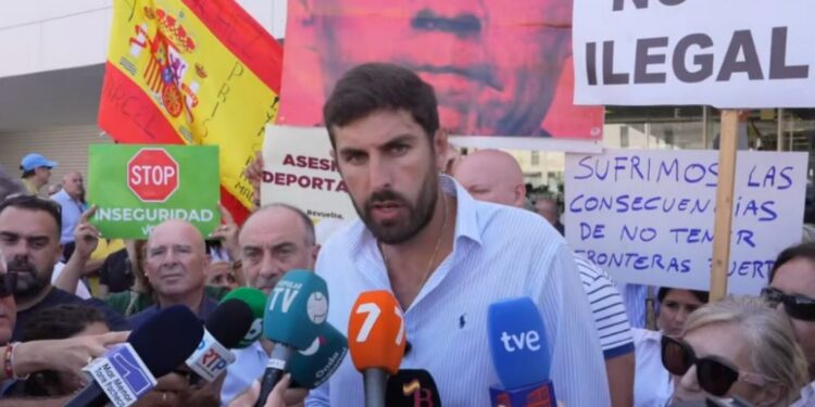 صمت قنصل المغرب في مورسيا بعد العنف العنصري على المهاجرين يثير القلق