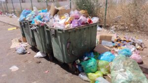 جماعة اكزناية تغرق في النفايات وسط صمت رسمي وتأخر في إبرام الصفقة الجديدة