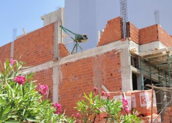 ضريبة الأراضي العارية تحقق مداخيل مالية مهمة الجماعات الترابية