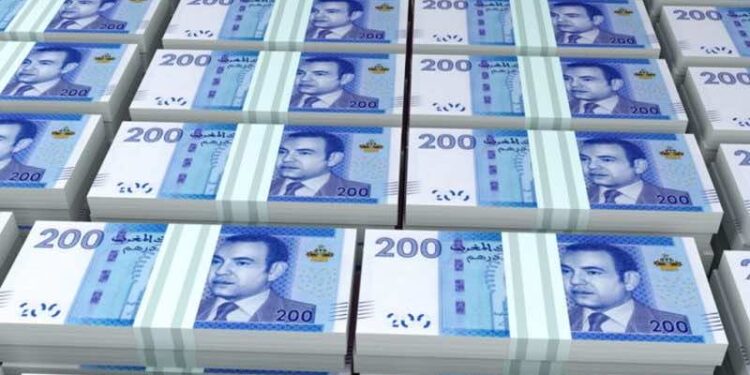 تباطؤ في تداول النقد بالمغرب رغم انتعاش الودائع البنكية خلال سنة 2024