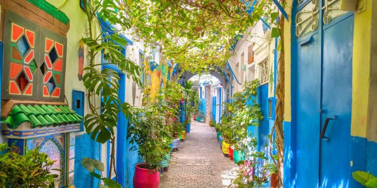 تباين ملحوظ في تكلفة المعيشة بطنجة بين النفقات الأساسية وأنماط الرفاهية المرتفعة