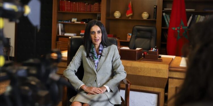 صفقة تأثيث مكاتب وزارة الاقتصاد بالمغرب تدخل كتاب غينيس للأرقام القياسية 