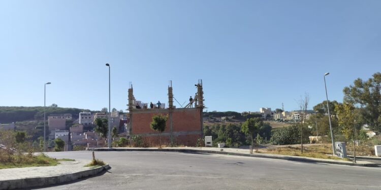 إطلاق رخص البناء بتجزئة التفاح بطنجة