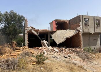 جدل ببوكدور بعد حملة هدم نفذتها سلطات حجر النحل ضد منازل غير مرخصة