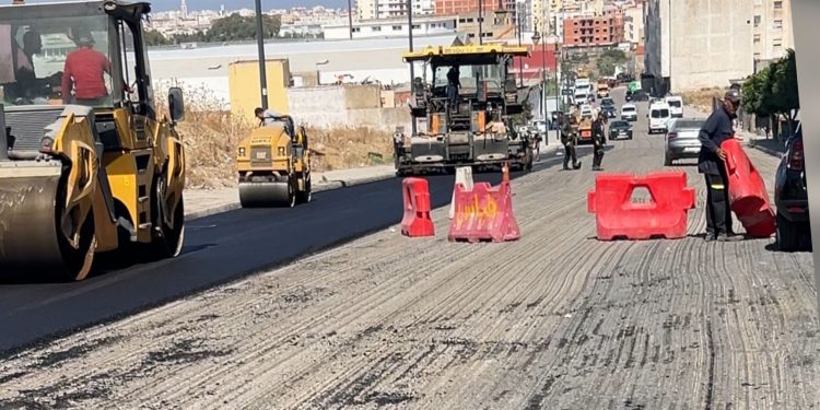أشغال تهيئة شوارع مجمع العزيزية بطنجة
