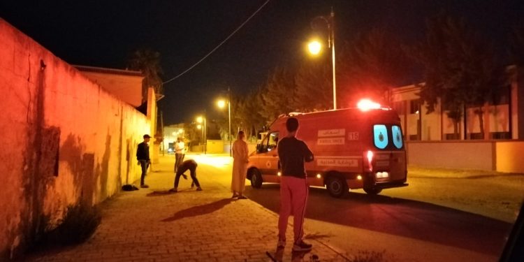 العثور على شخص مدرج في دمائه قرب مدرسة السلام باكزناية