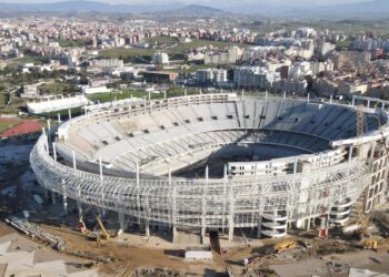 وزارة الداخلية تشدد الخناق على البناء العشوائي بمحيط الملعب الكبير