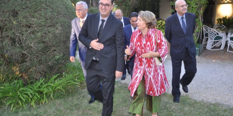 القنصلية الإسبانية بطنجة تحيي العيد الوطني بحضور شخصيات وازنة