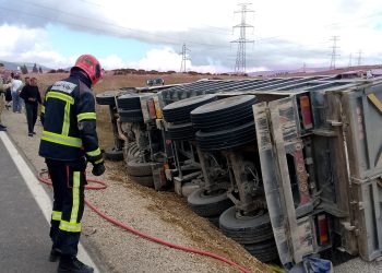 حادثة سير مميتة بمنطقة حكامة تخلف وفاة سيدة وإصابة شخصين بجروح خطيرة