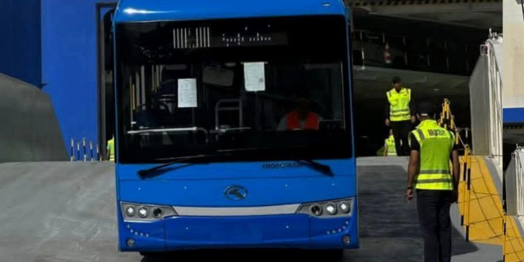 وداعا ألزا.. وصول الحافلات الجديدة إلى طنجة المتوسط قادمة من الصين