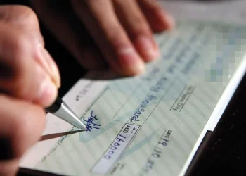 قانون جديد للشيكات… تفاصيل مثيرة ومفاجآت للمتابعين