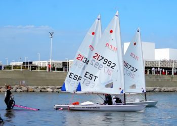 النادي الملكي للزوارق بطنجة ينظم بطولة المغرب للأوبتيميست احتفالا بمئويته