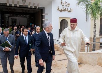 حكومة الداخلية بوزراء ترابيين… المركزية تعود في ثوب ناعم