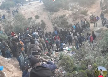 سكان مدشر بني مزالة يطلقون صرخات استغاثة جراء سيبة المهاجرين الأفارقة