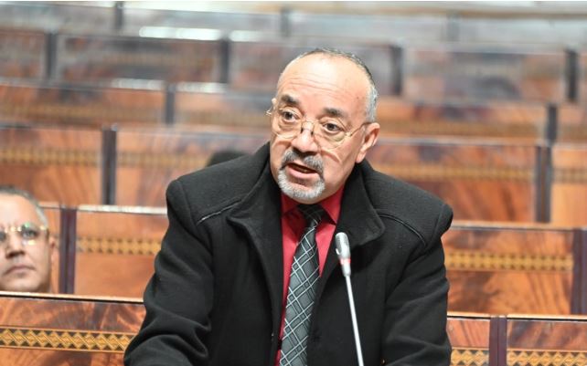 رئيس جماعة بوسكورة المنتمي لحزب الاستقلال بوشعيب طه الموقوف من عامل الإقليم والمعزول من طرف المحكمة الإدارية