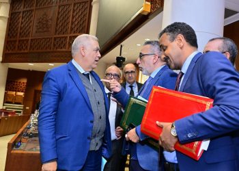 وزارة الداخلية تصدر توقيفات في حق 3 رجال سلطة