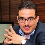 توفيق بوعشرين يكتب: يونس وعبد الله :رجاء توقفا عن عناق الدب هذا