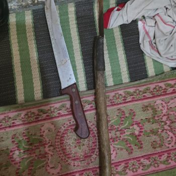 اسلحة بحول مهدد رجال السلطة 