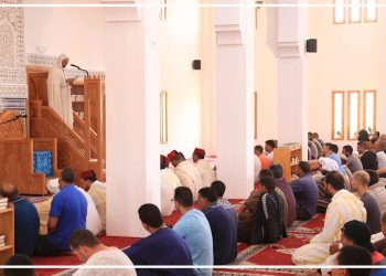 الخطبة الموحدة بالمغرب بين التنظيم والتضييق: حين يتحول الخلاف الإداري إلى اتهام عقدي