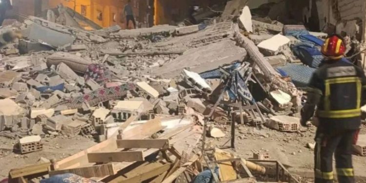 جديد انهيار بنايتين في فاس… وكيل الملك يعلن فتح تحقيق وارتفاع الضحايا