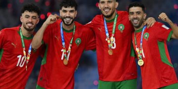 مهاجم المنتخب المغربي يفقد والده بعد أيام على تتويجه بلقب كأس العرب 2025