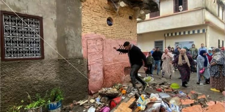 انهيار منزل بالعرائش..هيئة تحذر من تكرار فاجعة الانهيارات