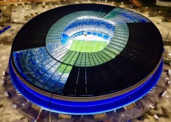 جمهور اتحاد طنجة يعلن المقاطعة في مباراة الكوكب المراكشي بسبب الظلم !!